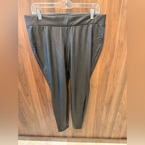 Torrid Black Faux Leather Leggings, Size 1 (Large)